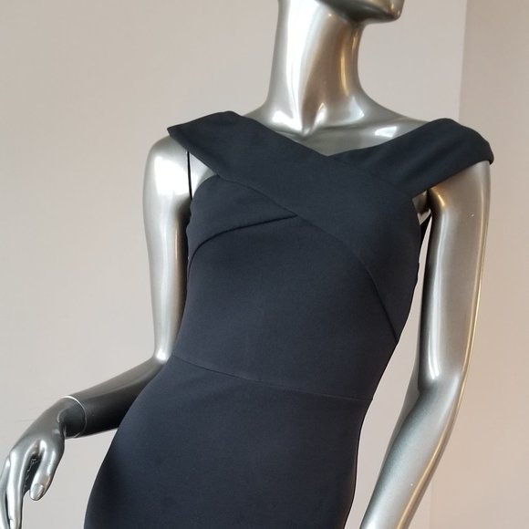 Cute fitted black dress - Picture 5 of 5